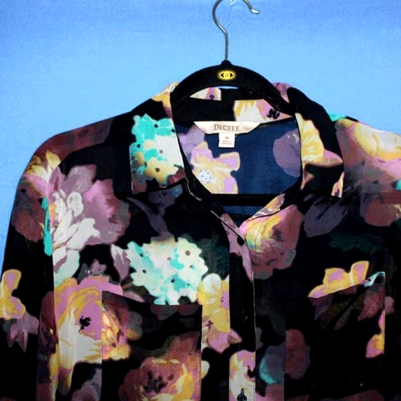 Decree Sheer Floral Print Button-Up Blouse - Women's Size M - Multicolor Pastel - Picture 3 of 6